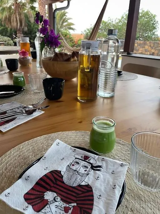 Villa Volcano لاجاريس